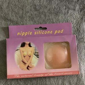 Nipple silicone pad